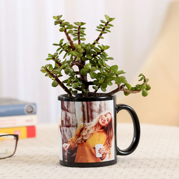 BLACK PERSONALIZED MUG WITH JADE PLANT