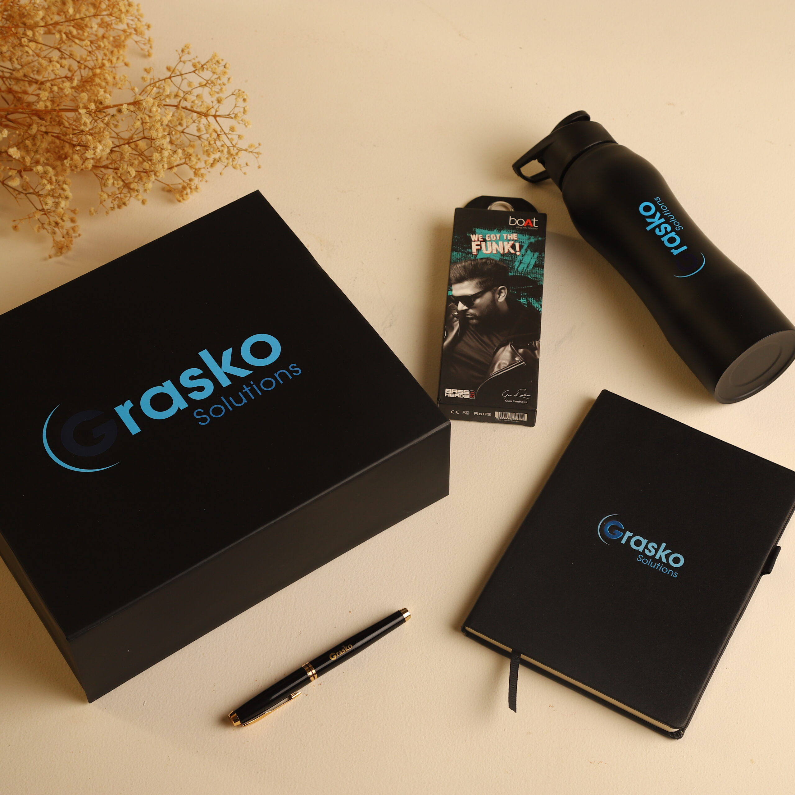 BRANDED PACK