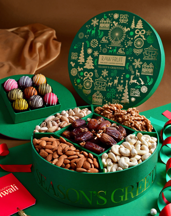 Seasons Greeting Round Box Basic Marzipan Green