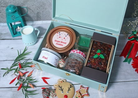 Suitcase hamper