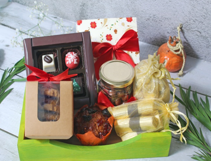 Hamper Love
